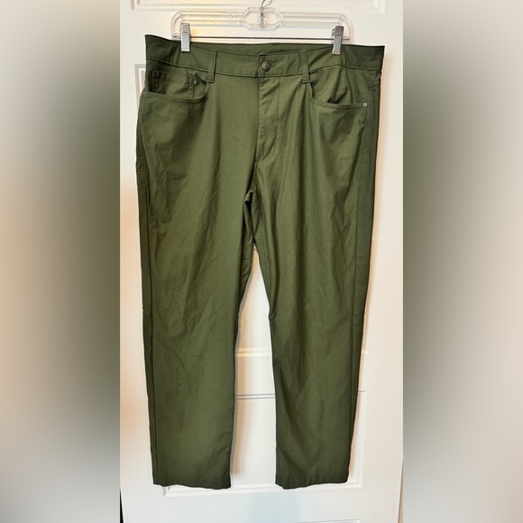 Swiss Tech Army Green Pants Size 36/30 - Picture 1 of 8